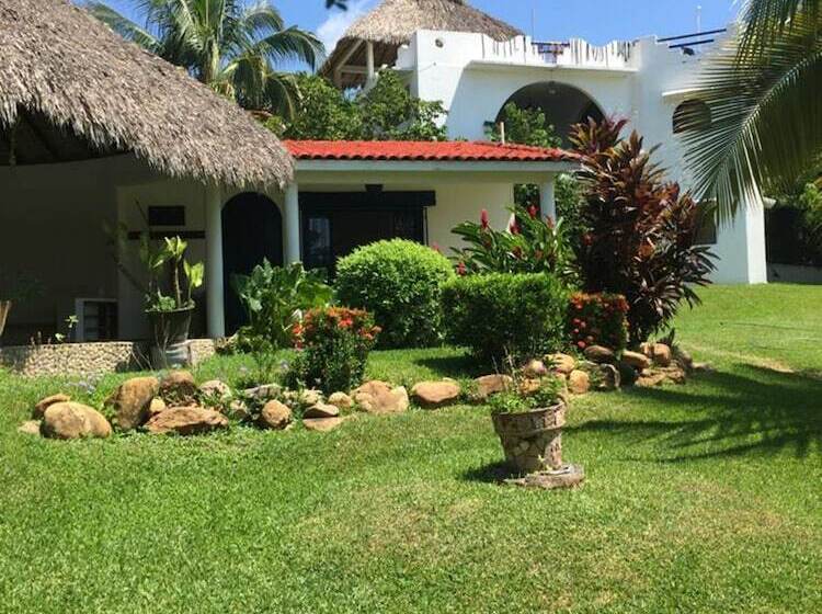 پانسیون Quinta Risas Del Sol