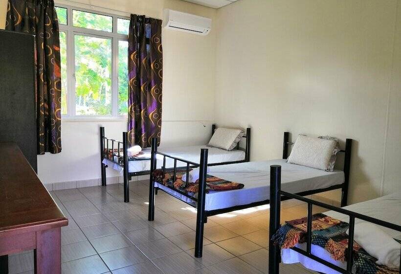 פנסיון Tambisan Island Lodge