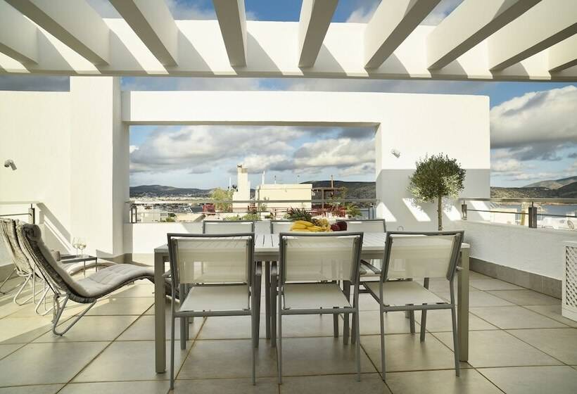 פנסיון The Coolest Loft & Terrace Varkiza Sv