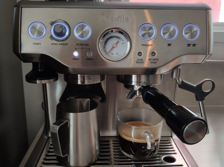 ペンション The Milagro Guest House