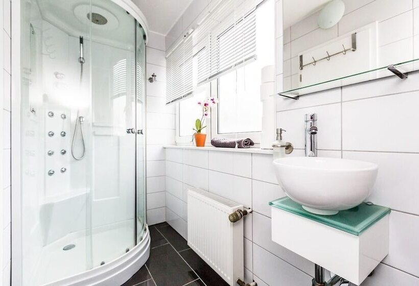 بنسيون Tripcologne Apartments Since 2013