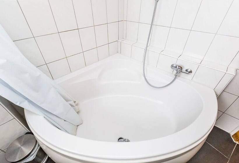 بنسيون Tripcologne Apartments Since 2013