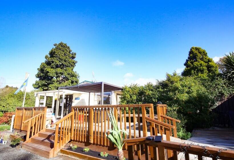 אתר נופש Orere Point Top 10 Holiday Park