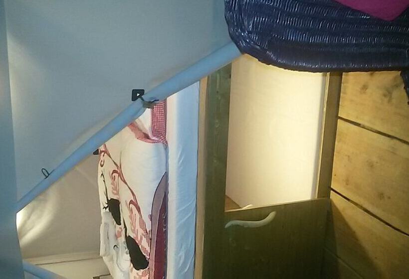 Schaeferwagenhotel Campsite