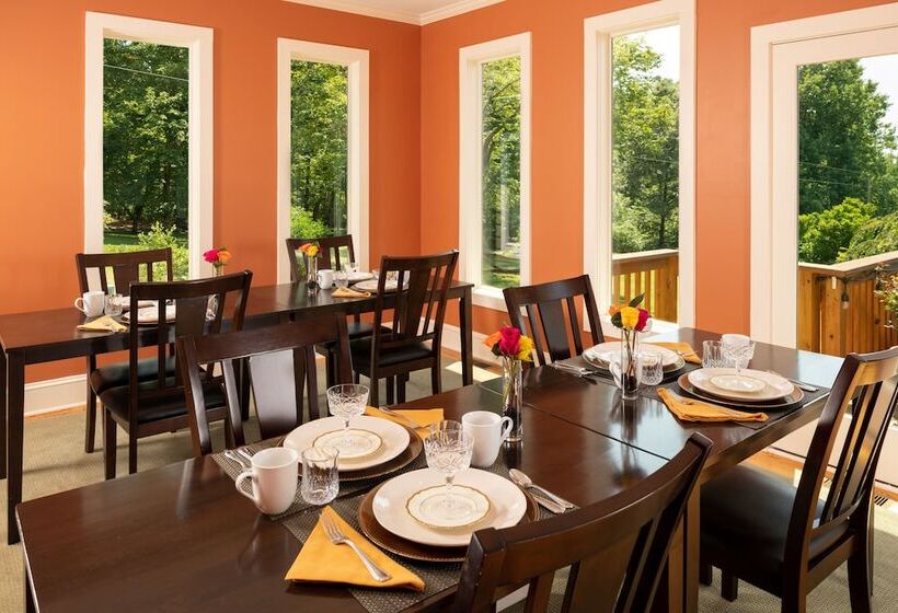 Arcady Vineyard Bed & Breakfast