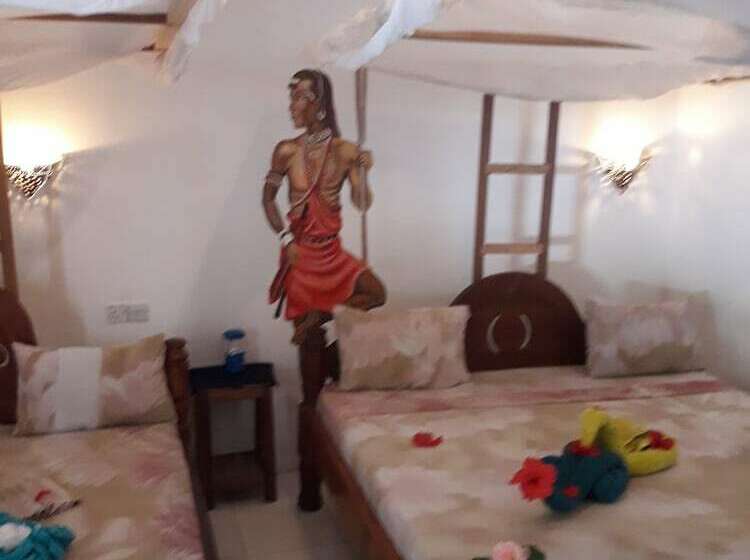 Bed and Breakfast Ebony & Ivory Bungalows