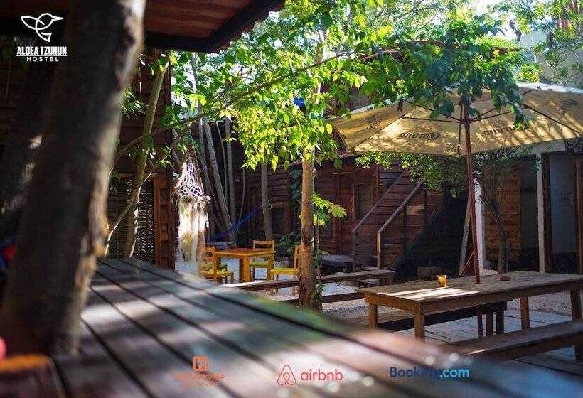 ベッドアンドブレックファースト Hostel Aldea T Zunun