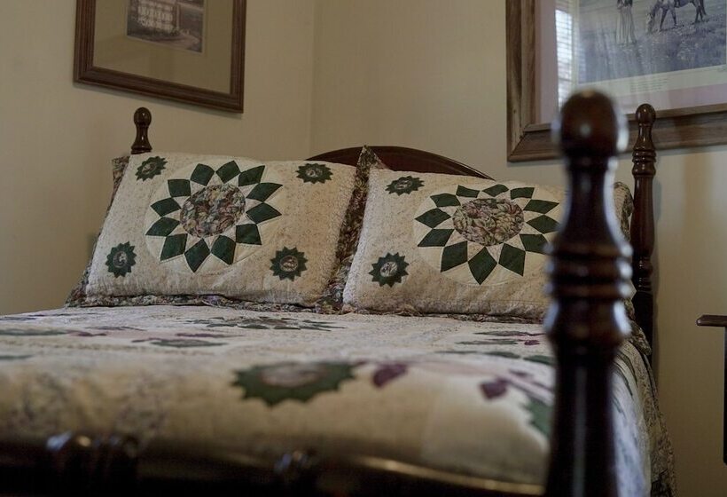 Bed and Breakfast Prairie Creek Inn