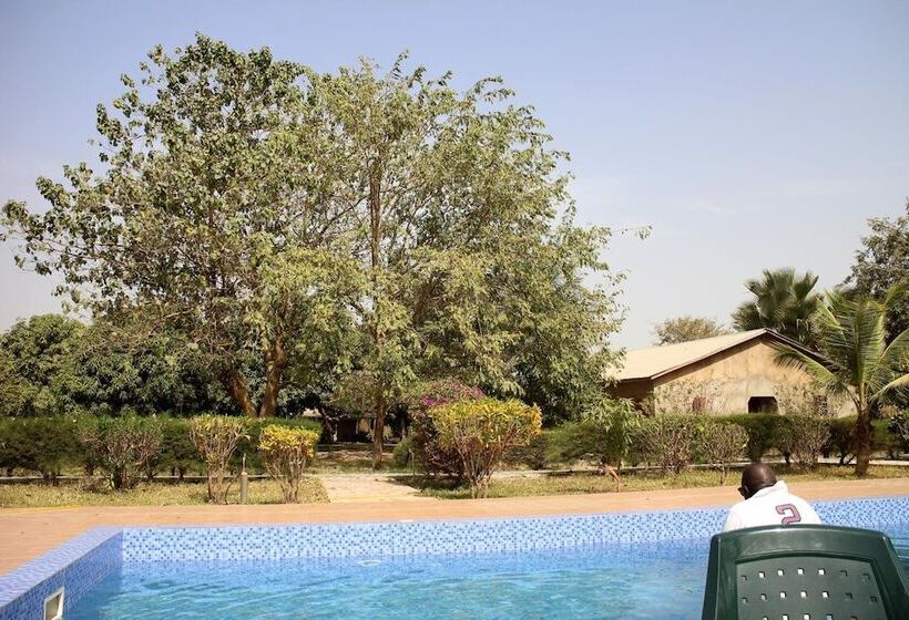 צימר Yuna Village Garden Resort