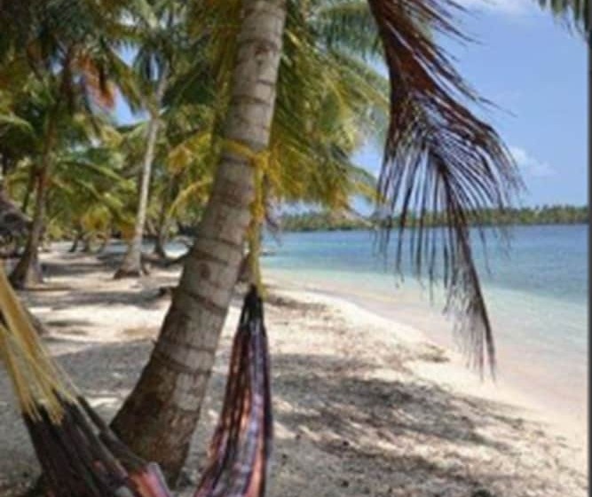 Cabañas Demar Achudup   Hostel