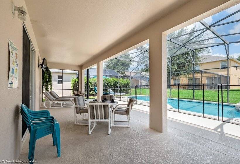 Emerald Island 7bd/4.5ba Pool Home #7ei565