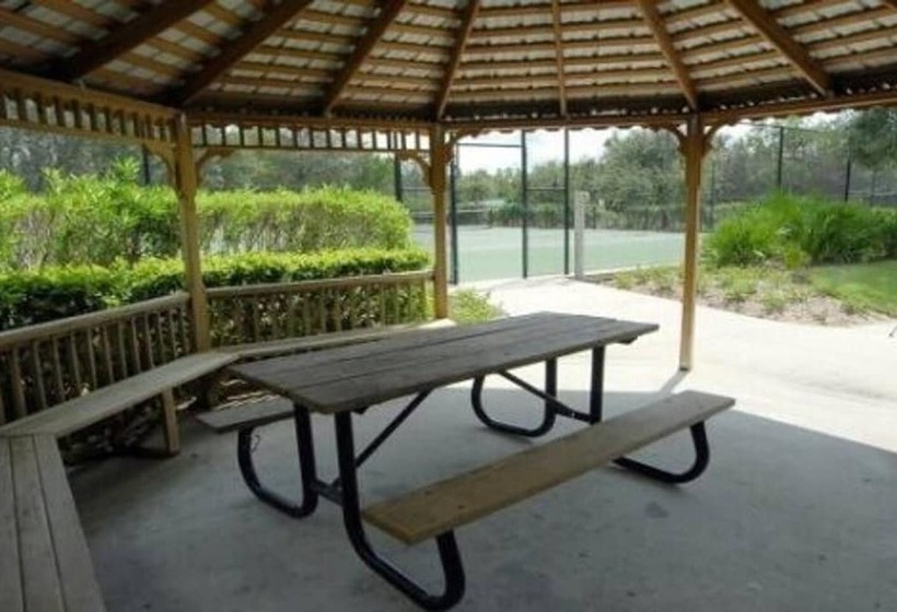 Emerald Island 7bd/4.5ba Pool Home #7ei565