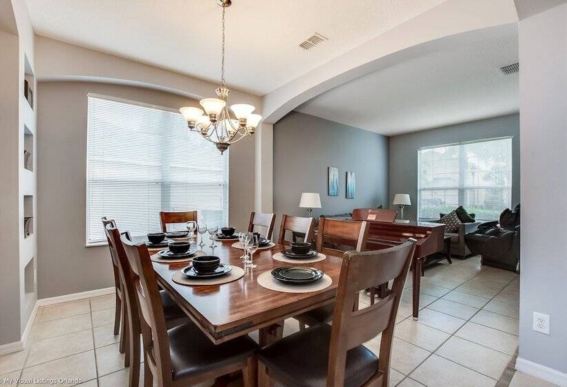 Emerald Island 7bd/4.5ba Pool Home #7ei565