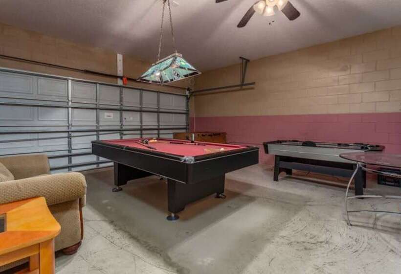 Emerald Island 7bd/4.5ba Pool Home #7ei565