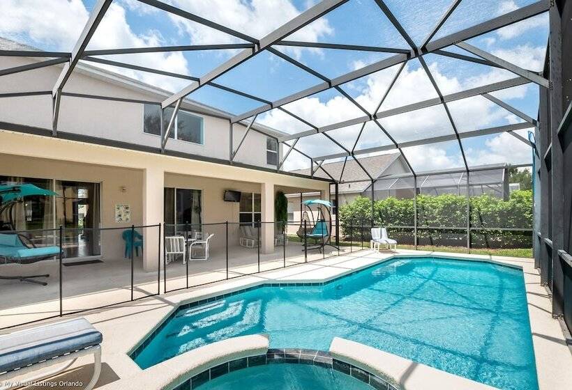 Emerald Island 7bd/4.5ba Pool Home #7ei565