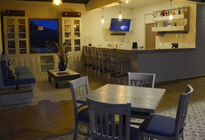 Gyrola Birding Hotel Boutique & Spa