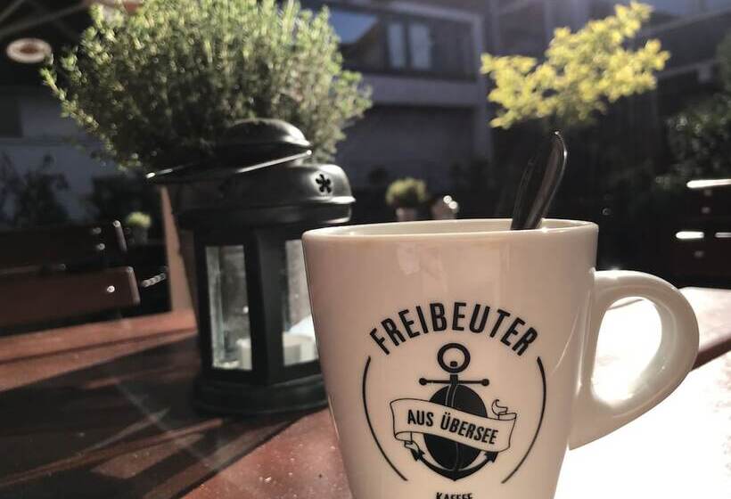 Hafentraum Indoorhostelcamp