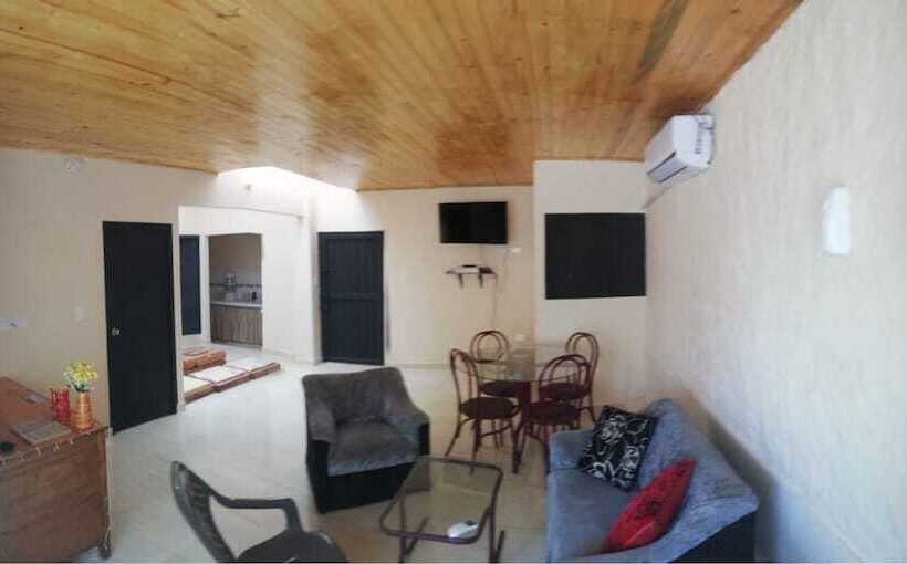 Hostal Del Parque Doradal