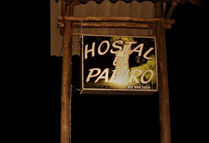 Hostal El Papiro