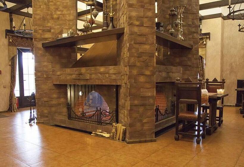 فندق فئة نجمة واحدة Golicyn Club