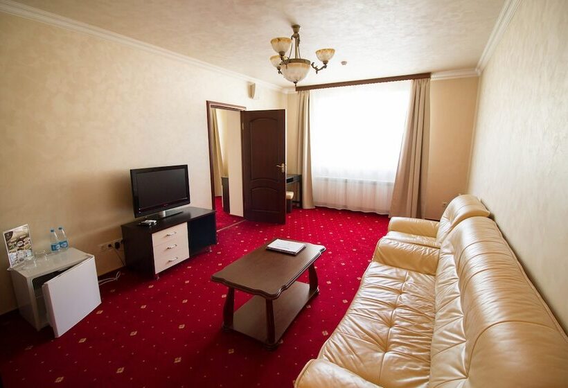 فندق فئة نجمة واحدة Golicyn Club