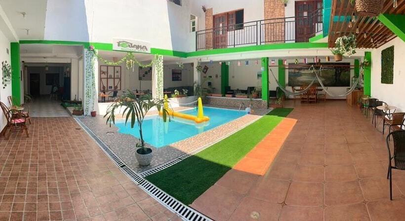 פונדק Iguana Haus Iquitos