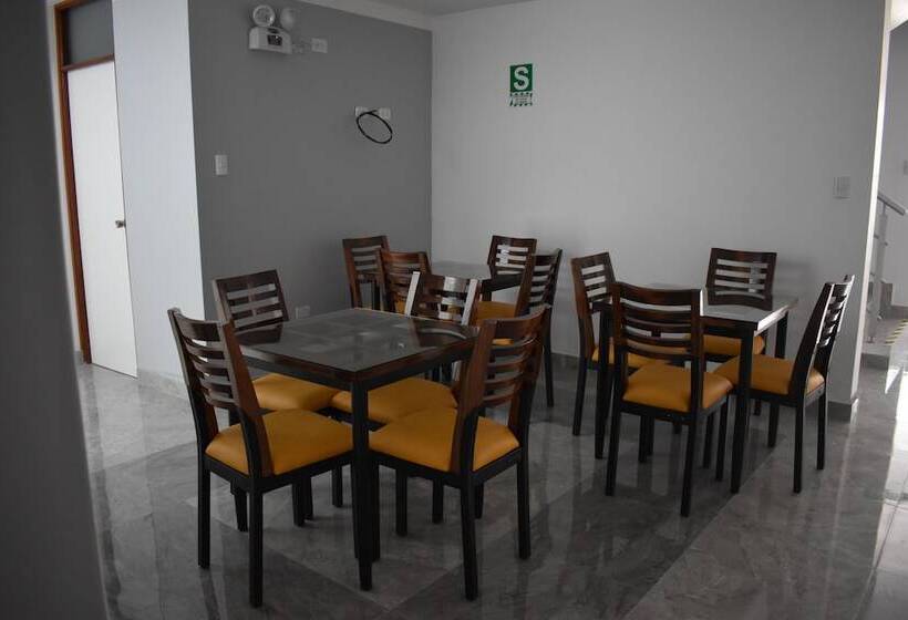 مسافرخانه Tierra Del Sol