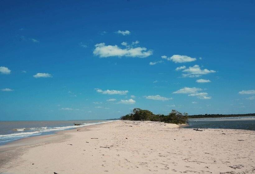 هتل Awatawaa Ecolodge