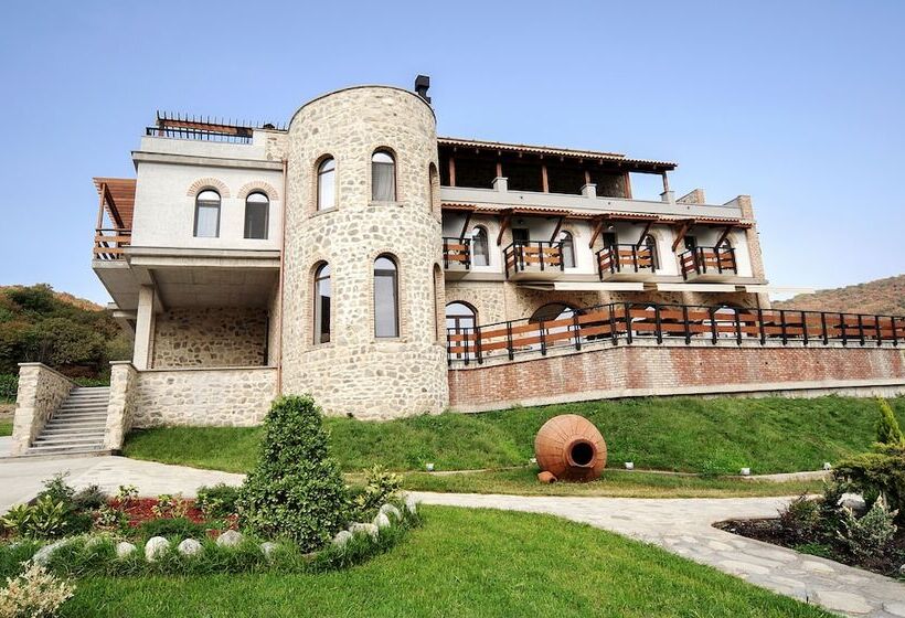 هتل Babaneuris Marani