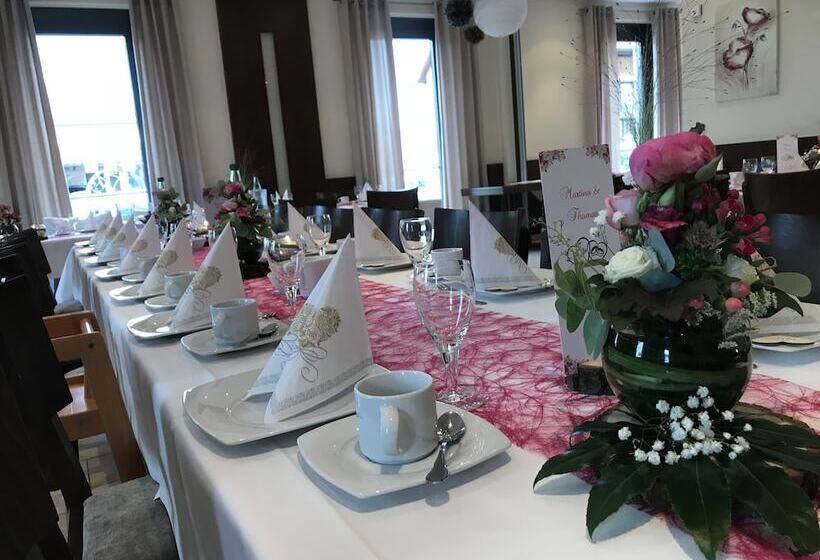 Отель & Brauereigasthof Püttner