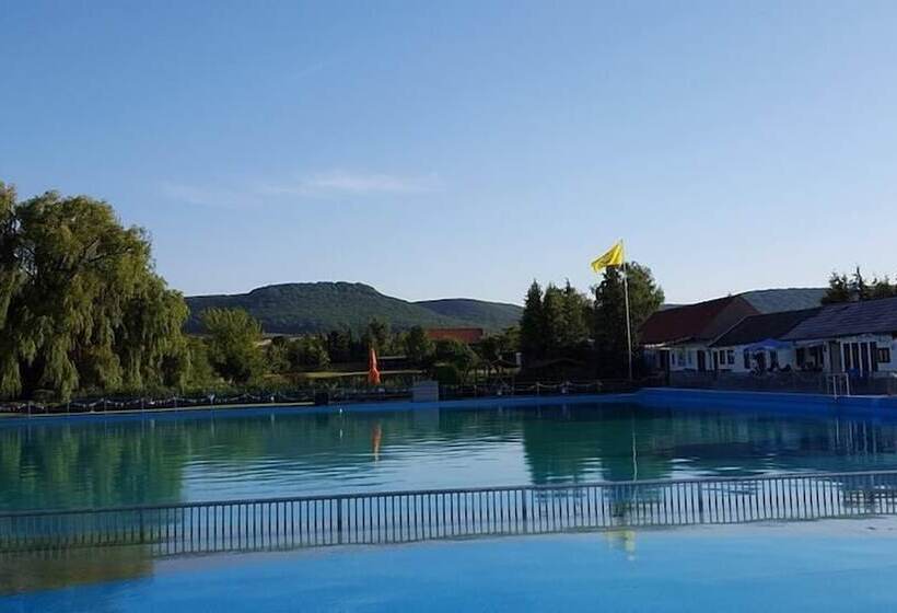 ホテル Campingplatz Am Hünstein