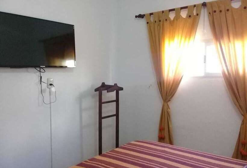 Отель Colonial Belgrano