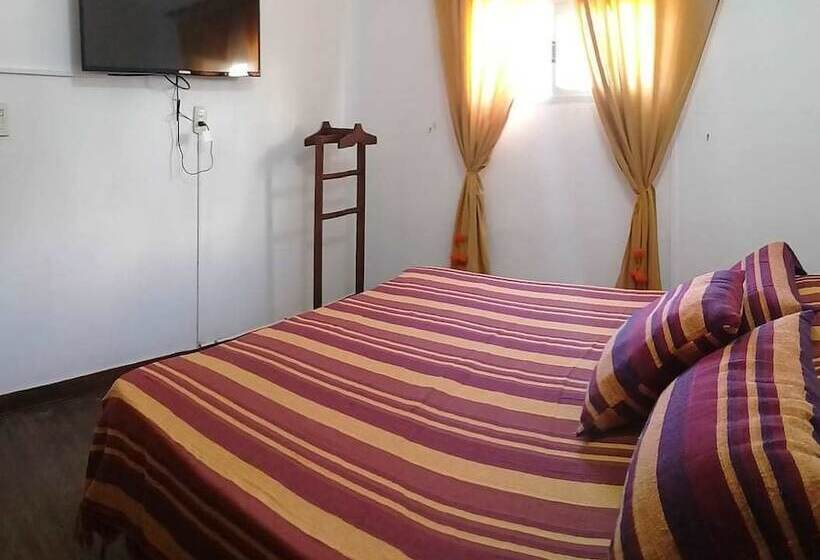 Отель Colonial Belgrano