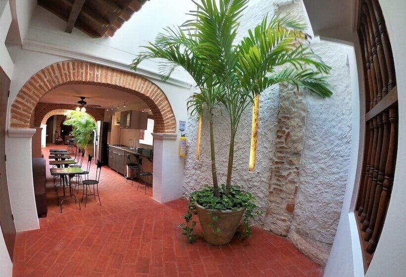 酒店 Columbus House