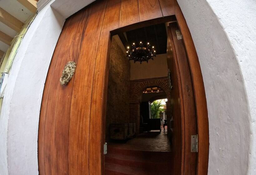 酒店 Columbus House