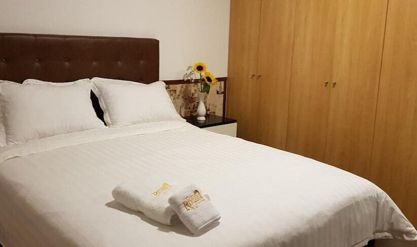 酒店 Costa Riviera