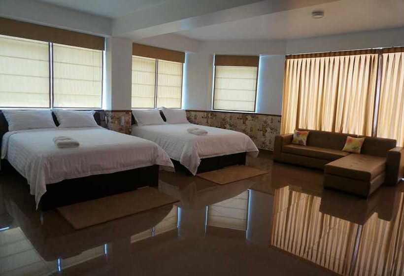 酒店 Costa Riviera