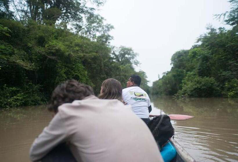 فندق Curuhuinsi Lodge