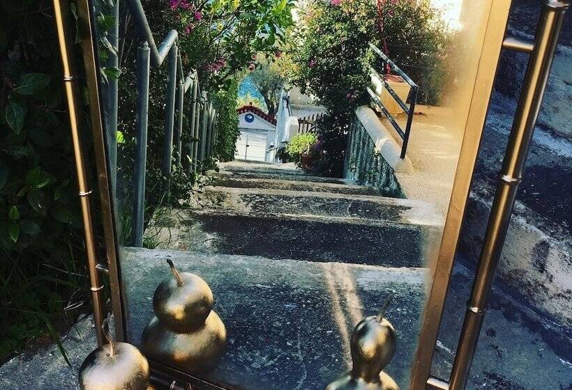 בית מלון כפרי Daskalio Resort Adamis