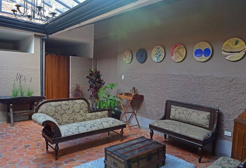 فندق De Las Culturas