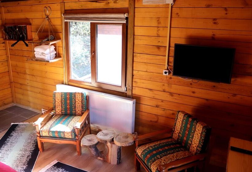 בית מלון כפרי Derin Irmak Bungalow