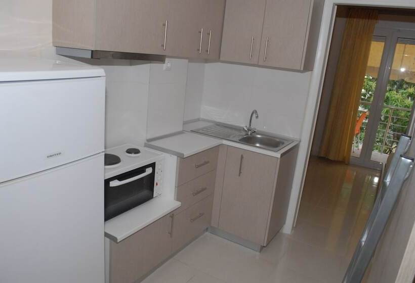 فندق Eleni Kandilari Rooms