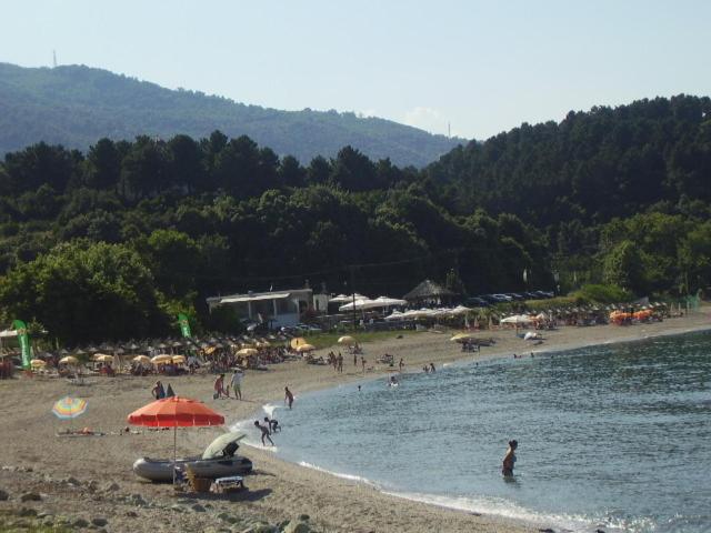 فندق Eleni Kandilari Rooms