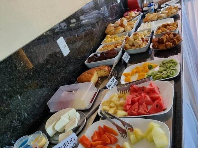 בית מלון כפרי Executive Plaza