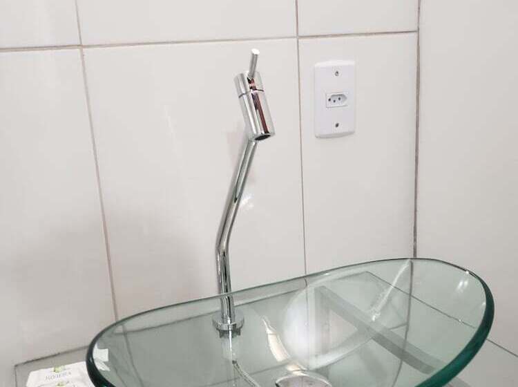 בית מלון כפרי Executive Plaza