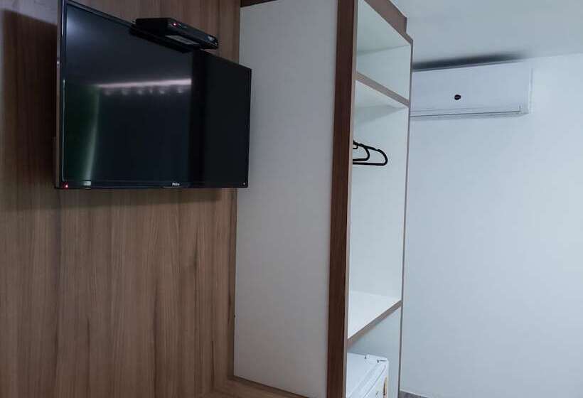 בית מלון כפרי Executive Plaza