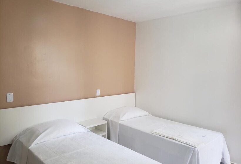 בית מלון כפרי Executive Plaza