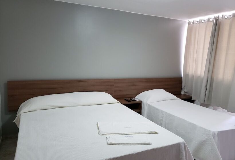 בית מלון כפרי Executive Plaza