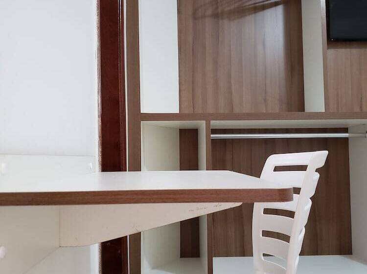 בית מלון כפרי Executive Plaza