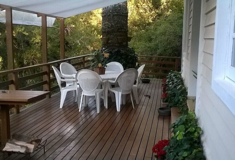 ホテル Forest Pine Inn